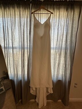 Elegant White Slip Dress with V-Neck
